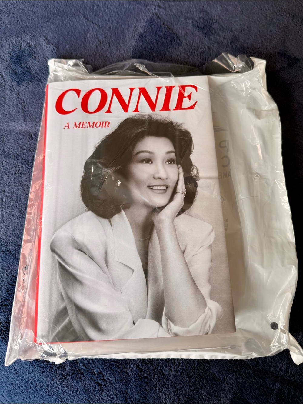 NWT Connie Chung Signed Connie A Memoir Premiere Collectibles COA Sealed Copy B